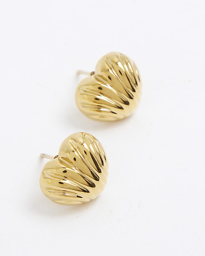 Gold Ridged Heart Stud Earring