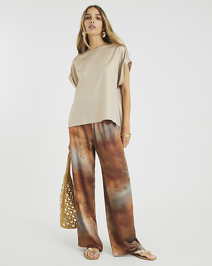 Gold Satin Short Sleeve Turn Up Cuff T-shirt