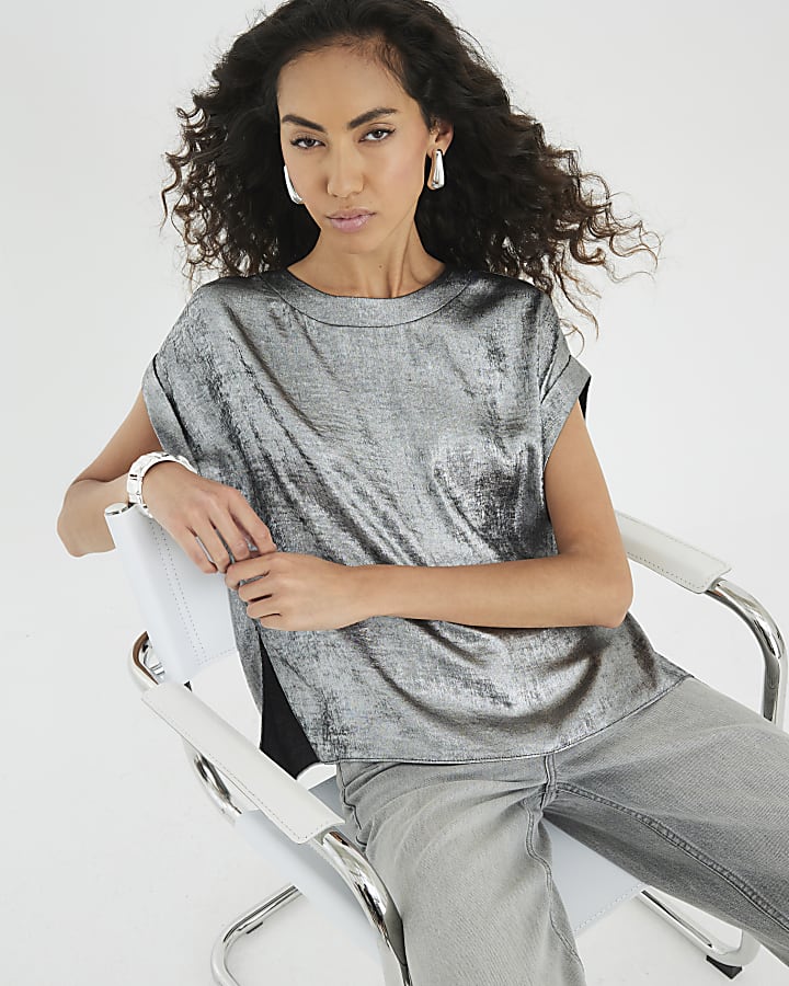 Silver Short Sleeve Turn Up Cuff T-shirt