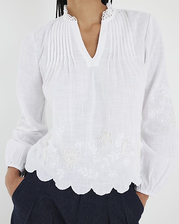 White Long Sleeve V Neck Blouse