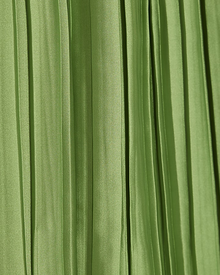 Green Short Sleeve Pleated Hybrid T-shirt
