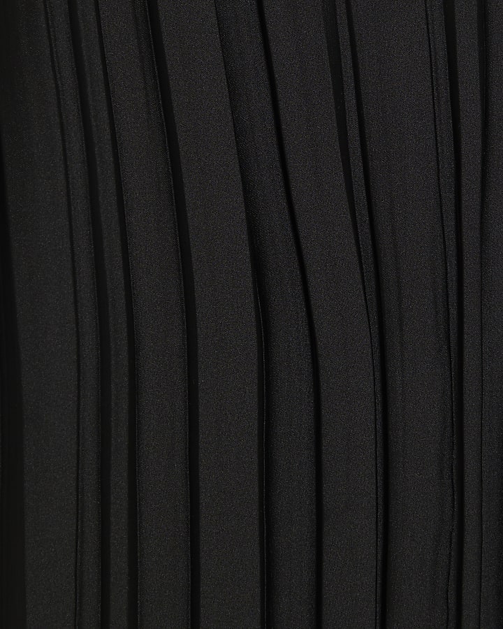 Black V Neck Pleated Hybrid Top