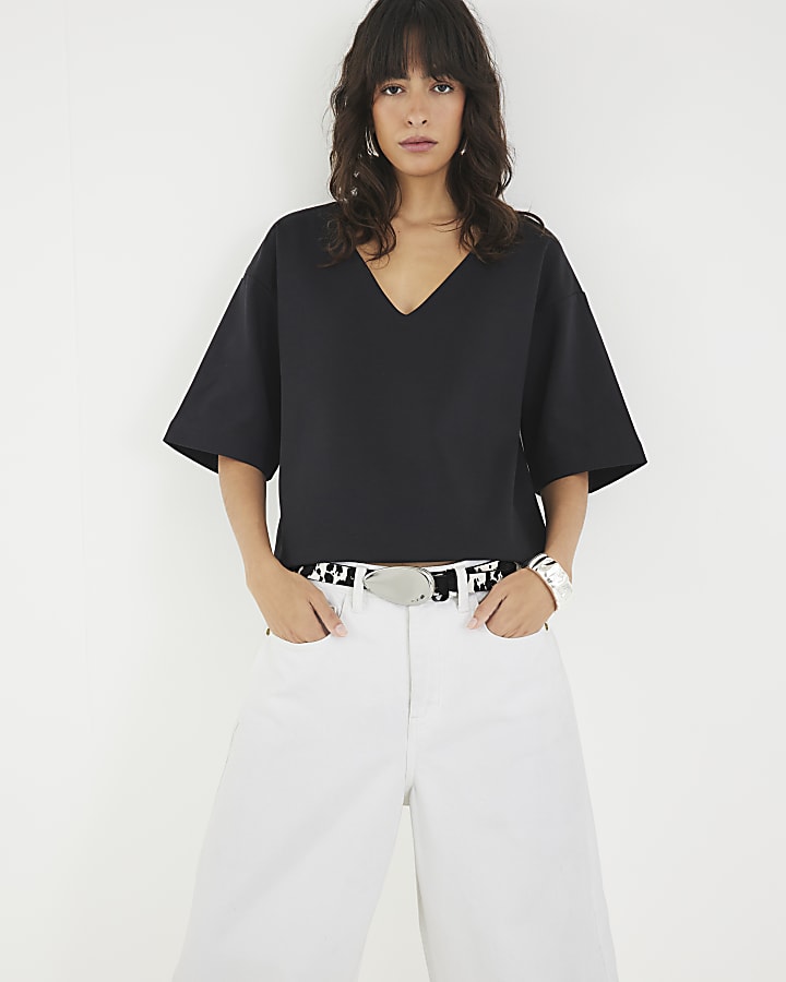 Black Short Sleeve V Neck T-shirt