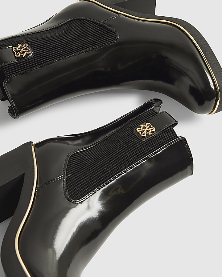 Black Heeled Chelsea Boots