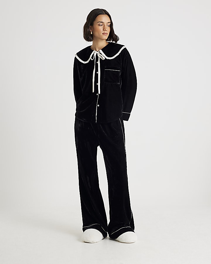 Black Frill Collar Velvet Pyjama Set