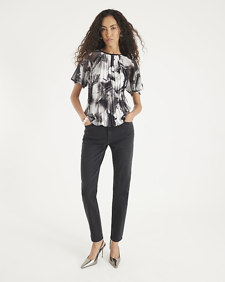 Black Short Sleeve Pleated Hybrid Top