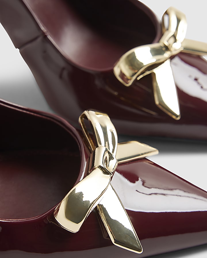 Red Metal Bow Court Heels