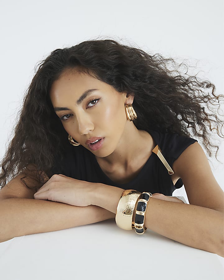 Black Short Sleeve Gold Detail Top