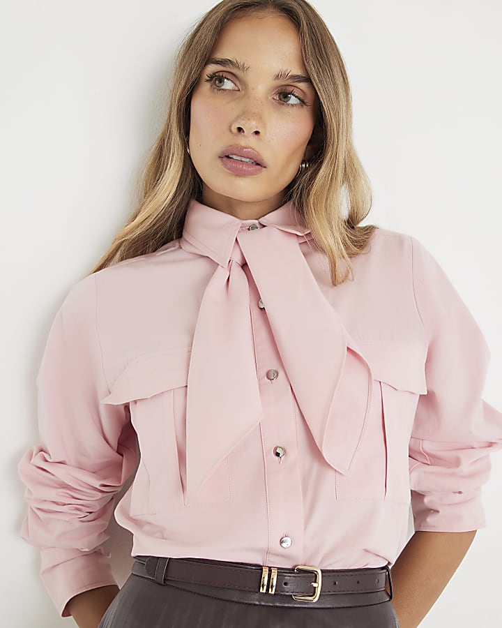 Pink poplin shirt with neck Tie