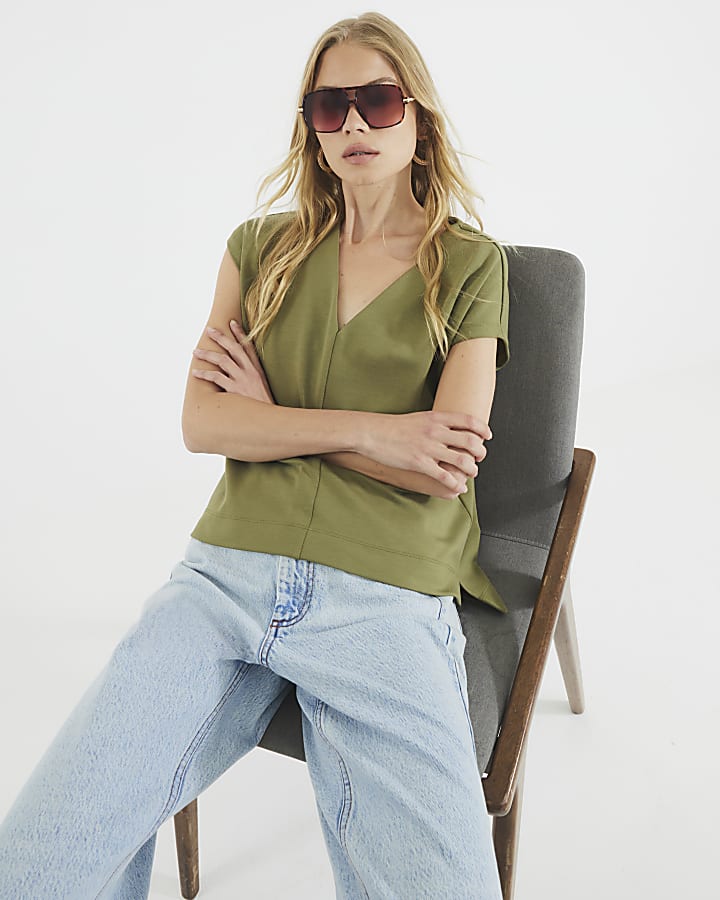Khaki Premium Short Sleeve V-neck T-shirt