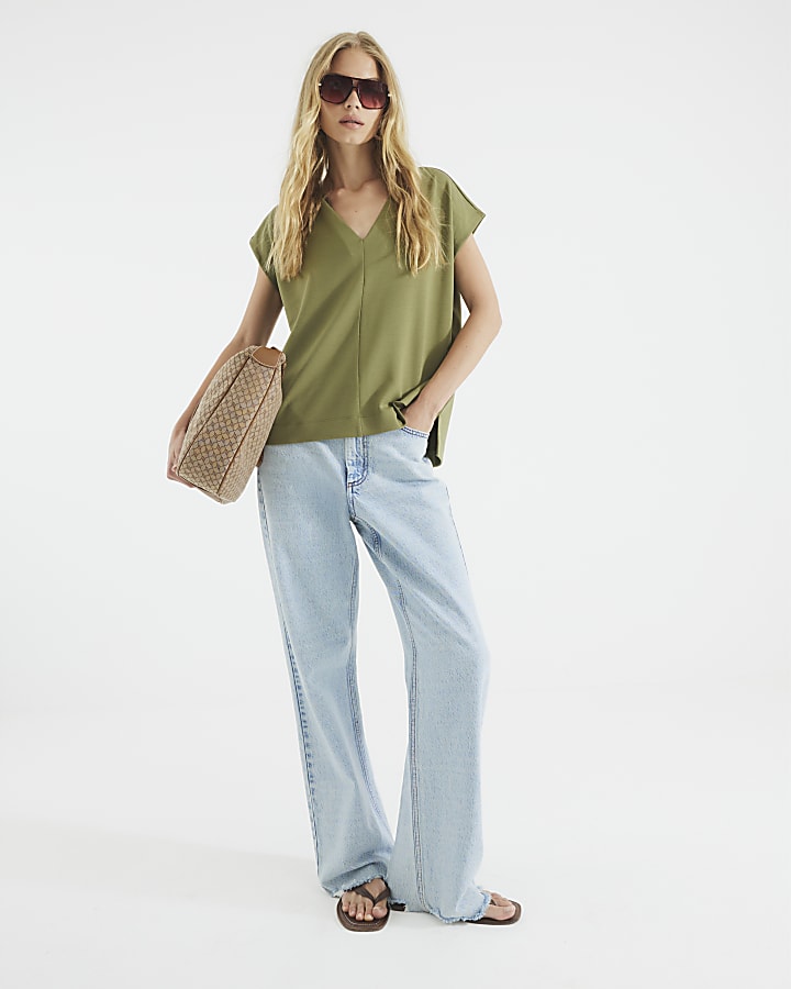 Khaki Premium Short Sleeve V-neck T-shirt