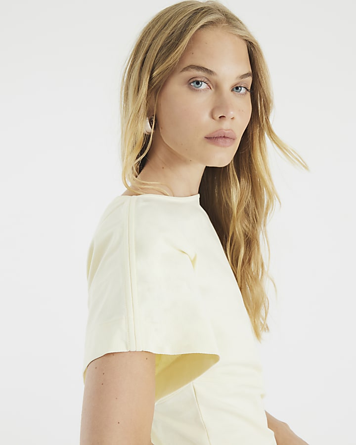 Yellow Short Sleeve Drape Side T-shirt