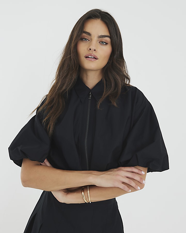 Black Zip Front Cropped Shirt