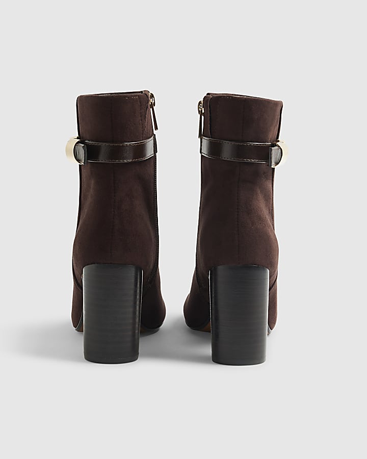 Brown Round Heeled Buckle Strap Boots