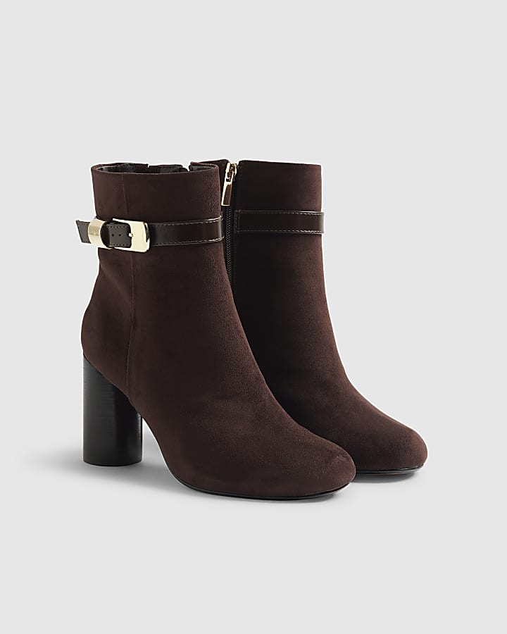 Brown Round Heeled Buckle Strap Boots