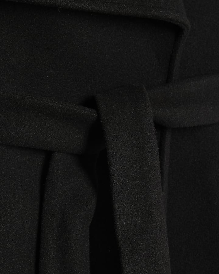 Black Short Wide Collar Wrap Coat