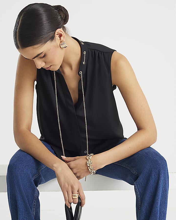 Black Chain Detail Shell Top