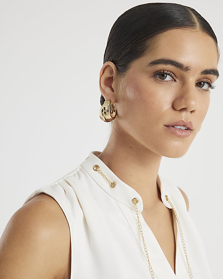 Cream Chain Detail Shell Top