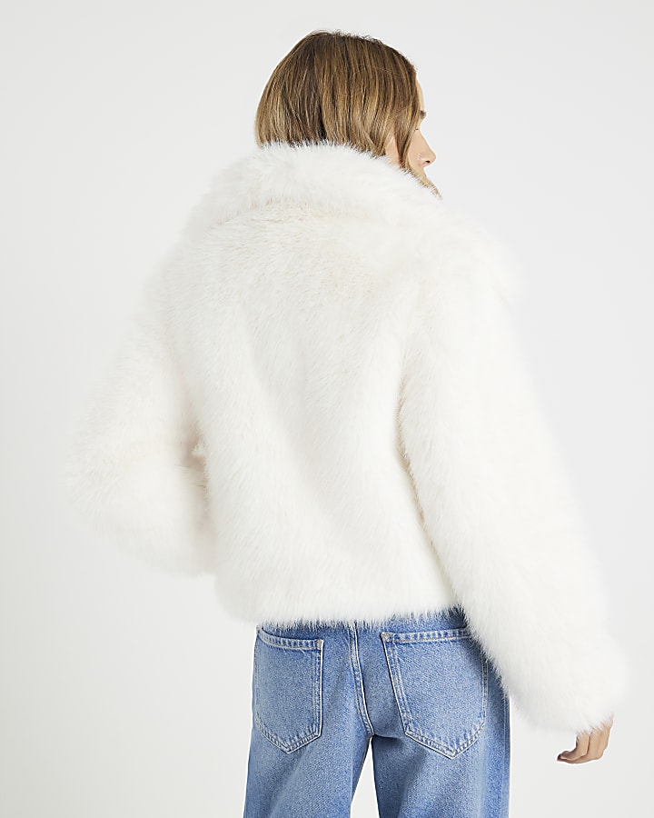 Cream Wide Collar Faux Fur Short Jacket
