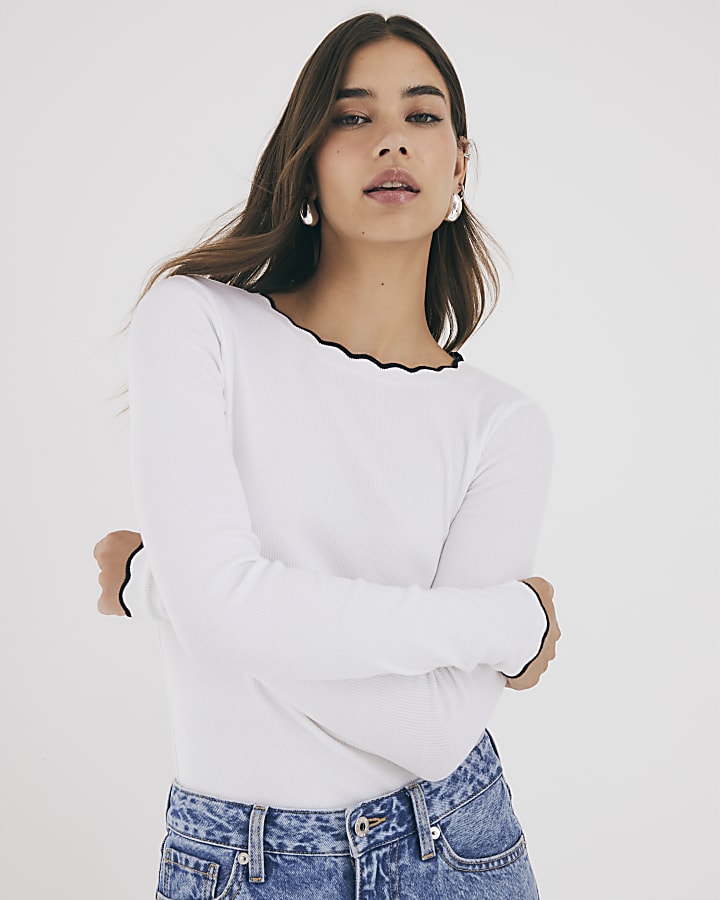 White Long Sleeve Scallop Trim Top