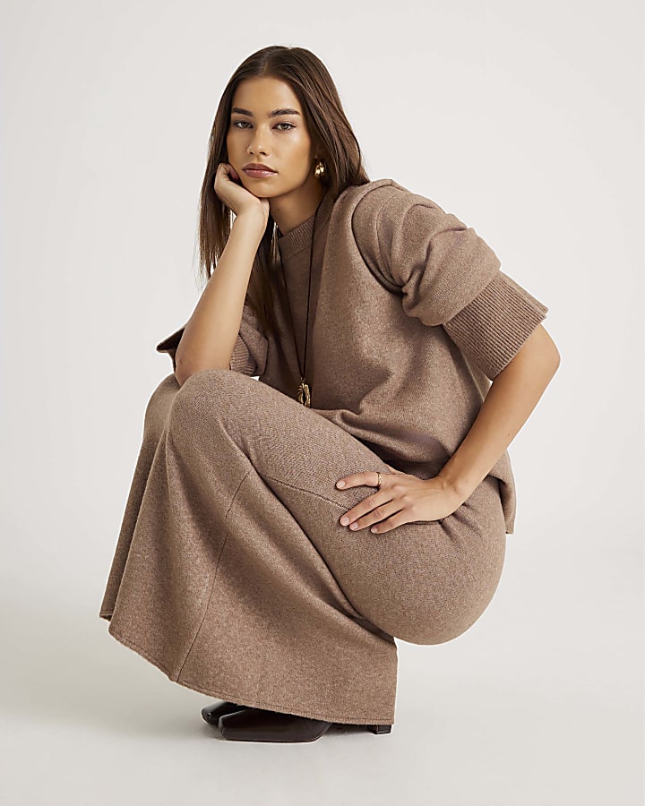 Brown Knitted Midi Skirt