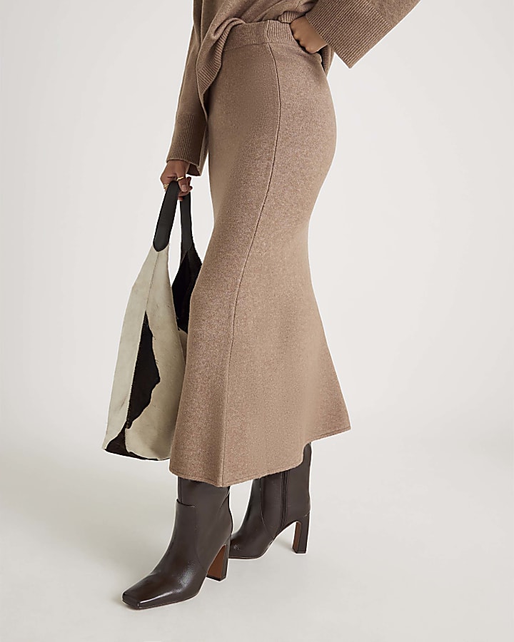 Brown Knitted Midi Skirt