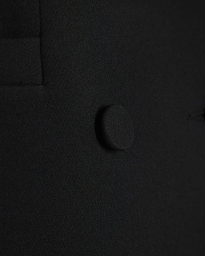 Black Structured Belted Blazer