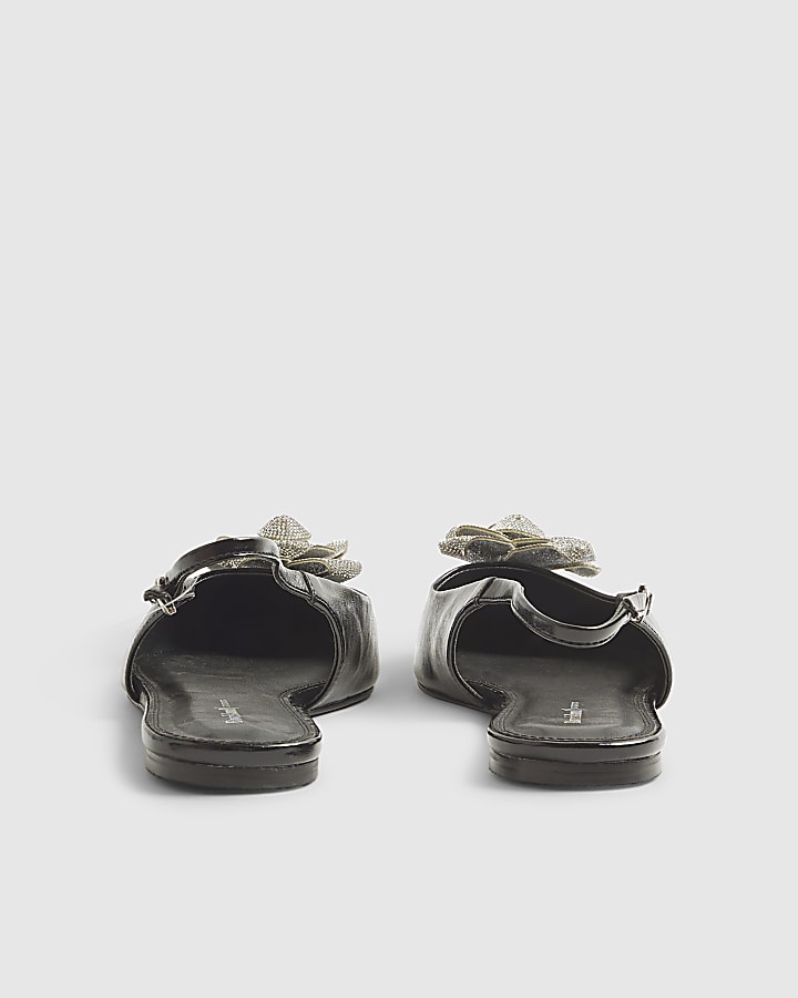 Black Patent Flower Point Slingback Shoes