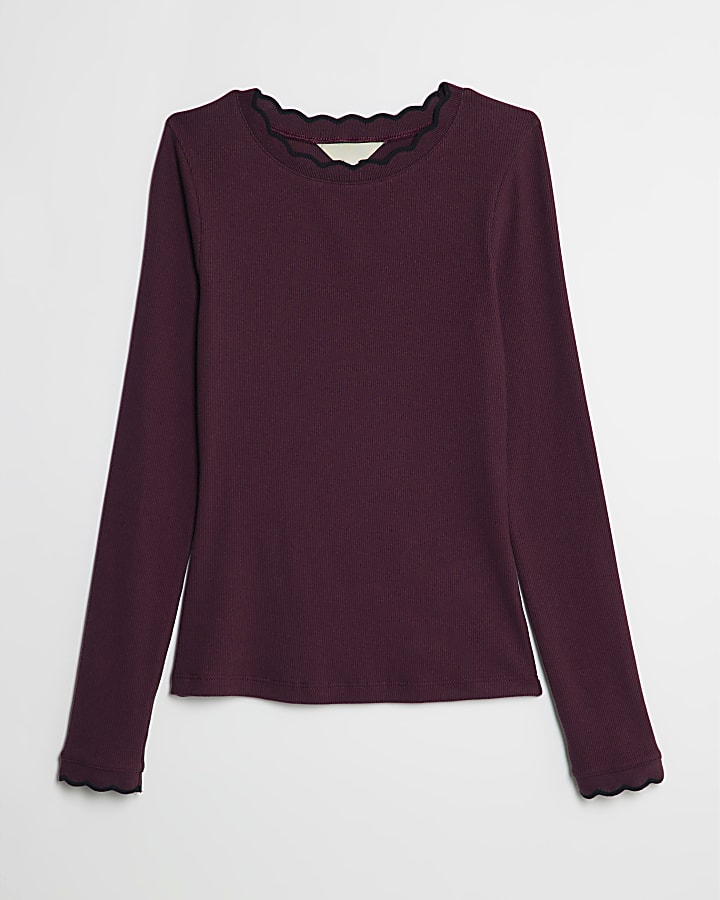 Red Long Sleeve Scallop Trim Top
