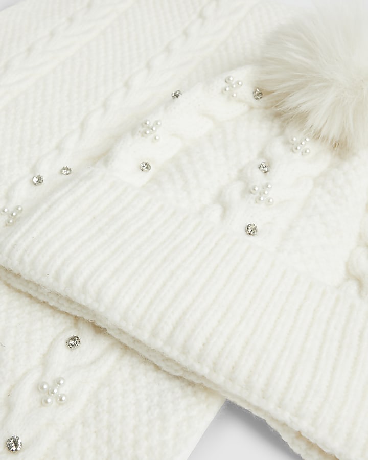 Cream Diamante Hat and Scarf Set