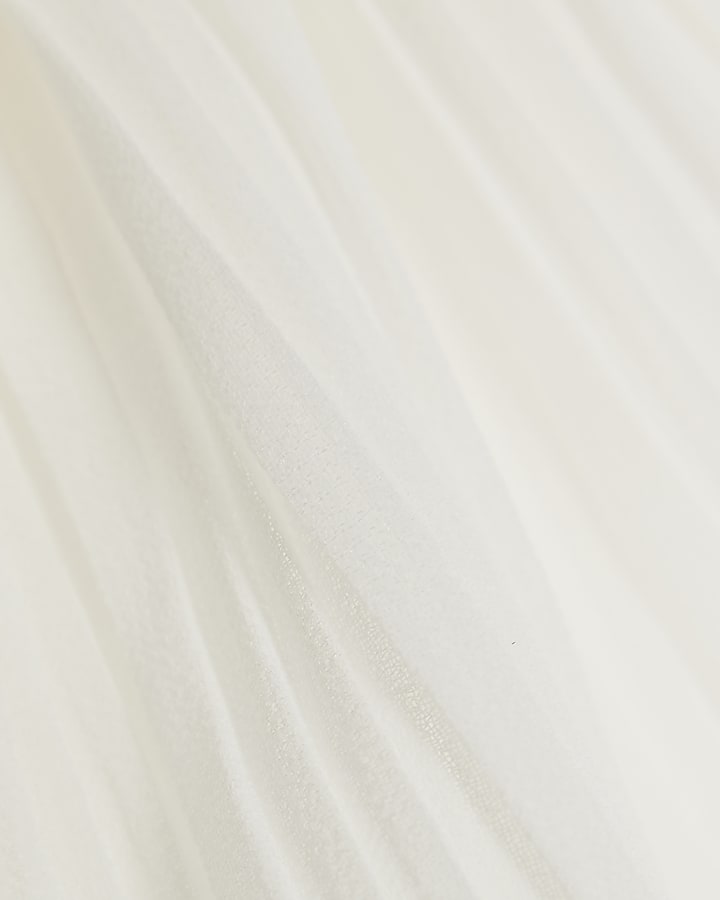Cream Pearl Embellished Collar