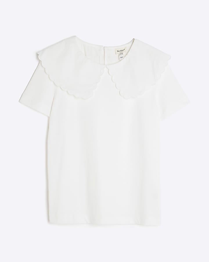 White Short Sleeve Scallop Hem Collar T-shirt