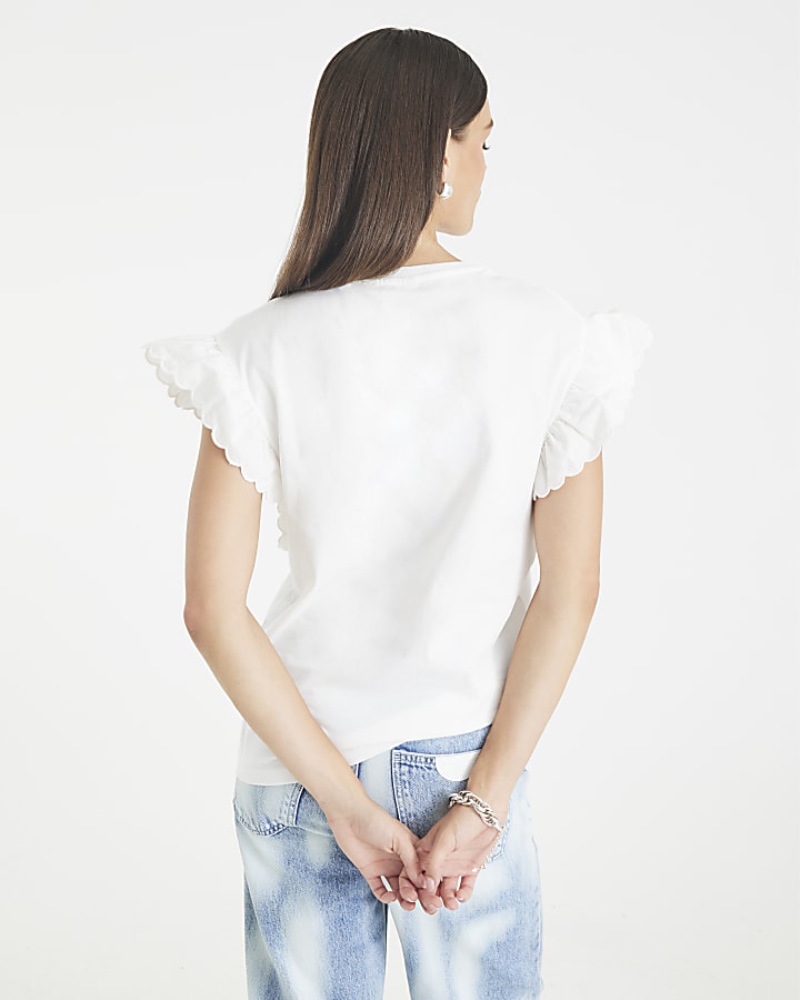 White Short Sleeve Scallop Trim T-shirt