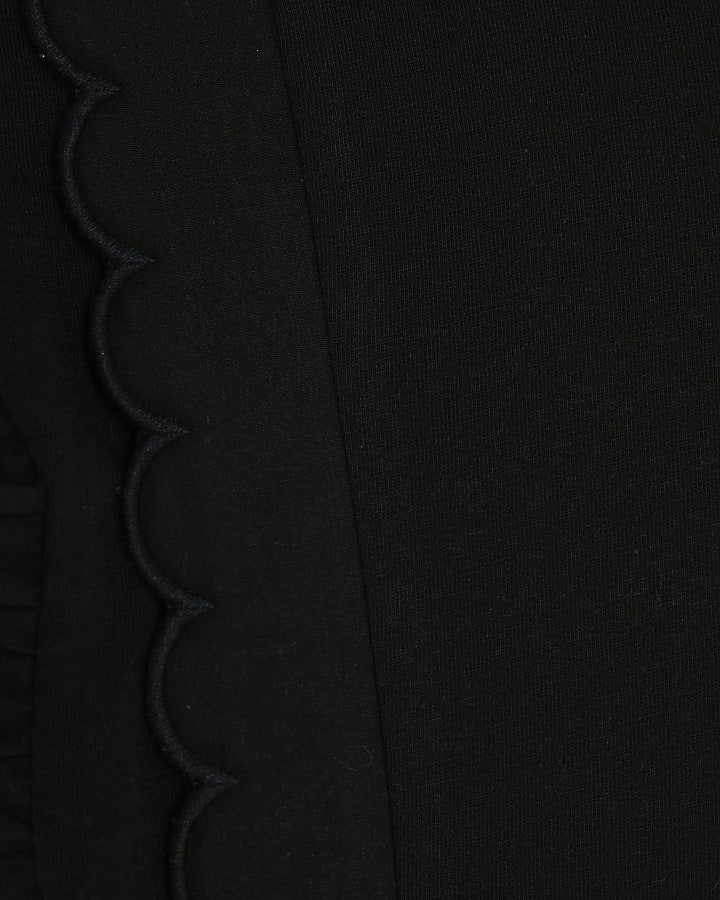 Black Short Sleeve Scallop Trim T-Shirt