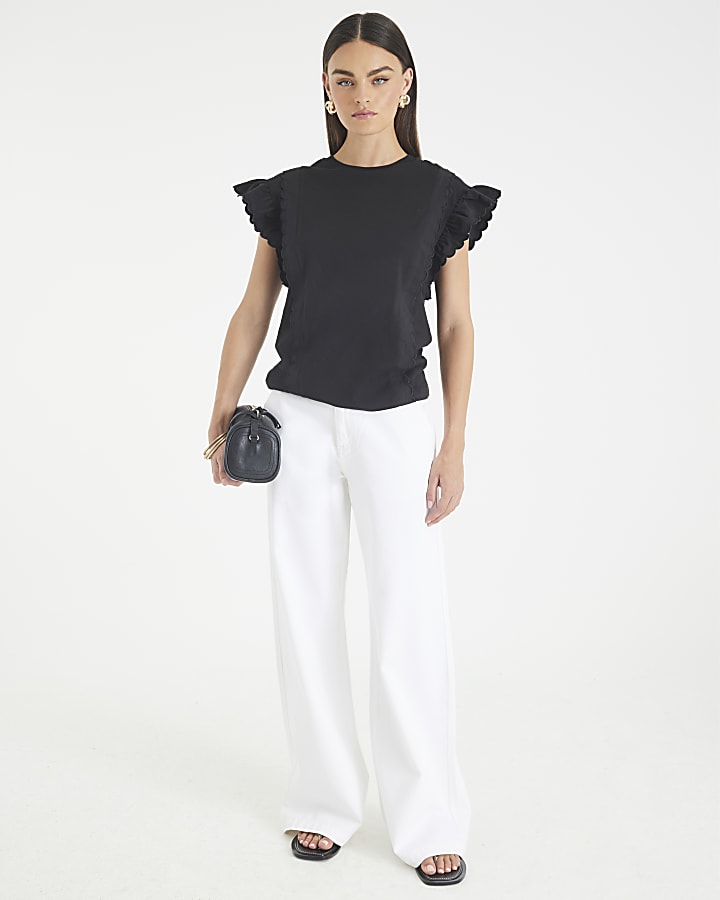 Black Short Sleeve Scallop Trim T-Shirt