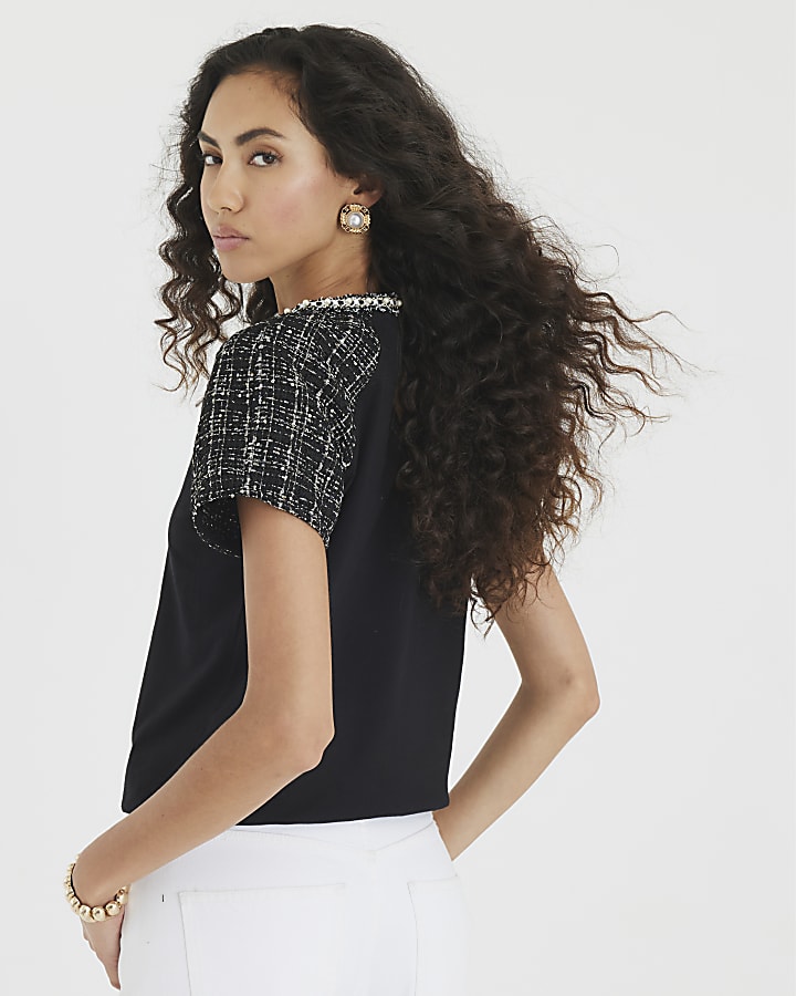 Black Boucle Boutique T-Shirt