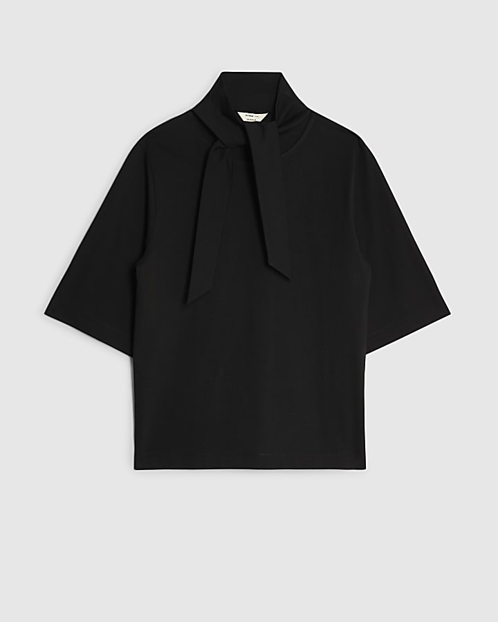 Black Short Sleeve Scarf Neck T-shirt