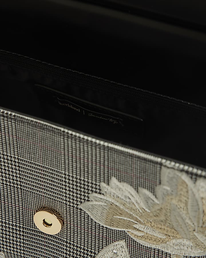 Black Floral Applique Metal Handle Tote Bag