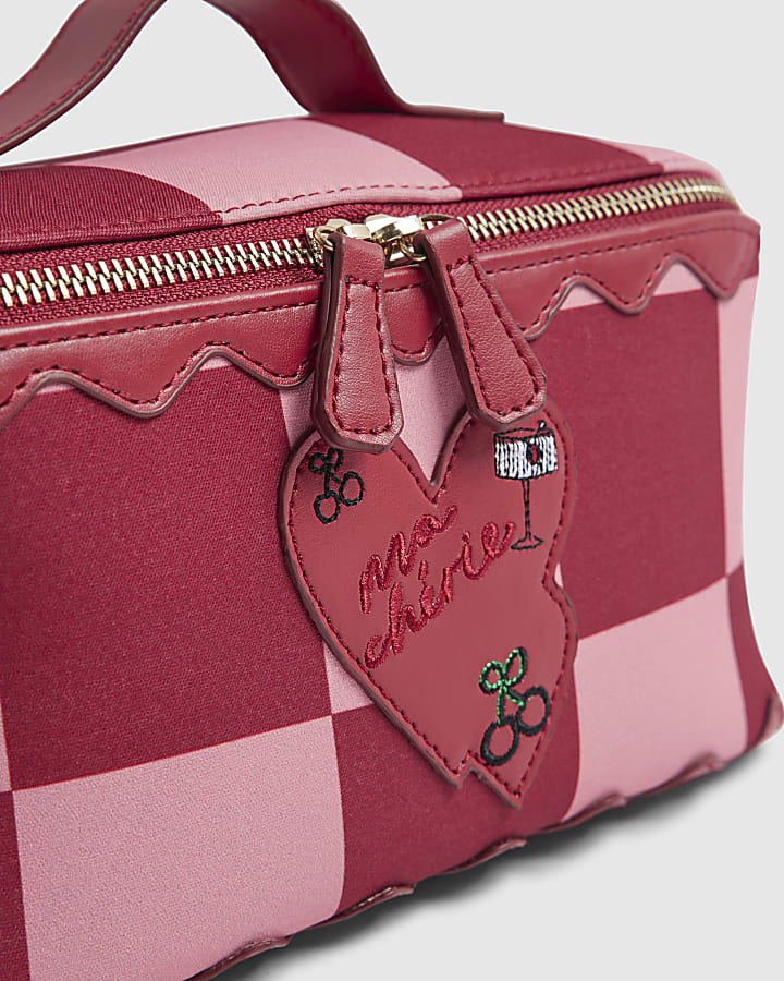 Nephthys Red Heart Make Up Bag
