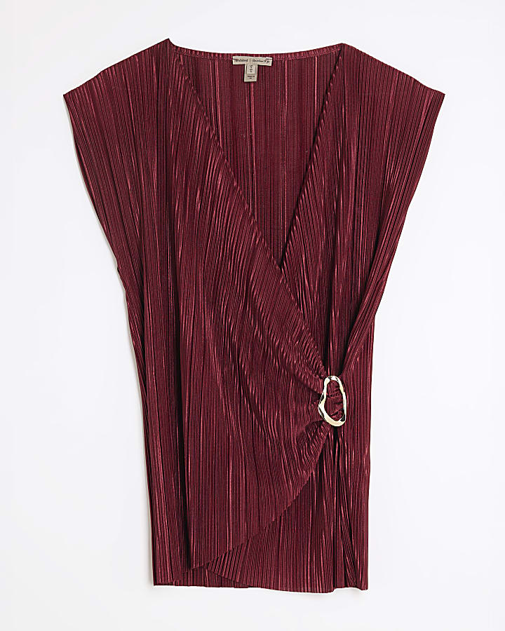 Red Plisse Sleeveless Gold Trim Top