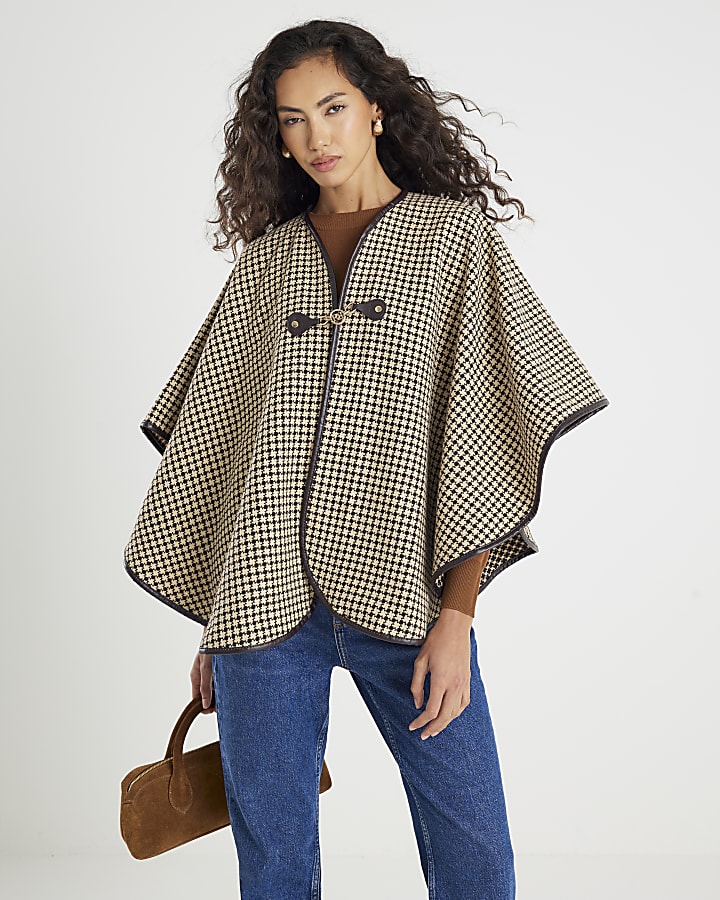 Brown Snaffle Dogtooth print Cape