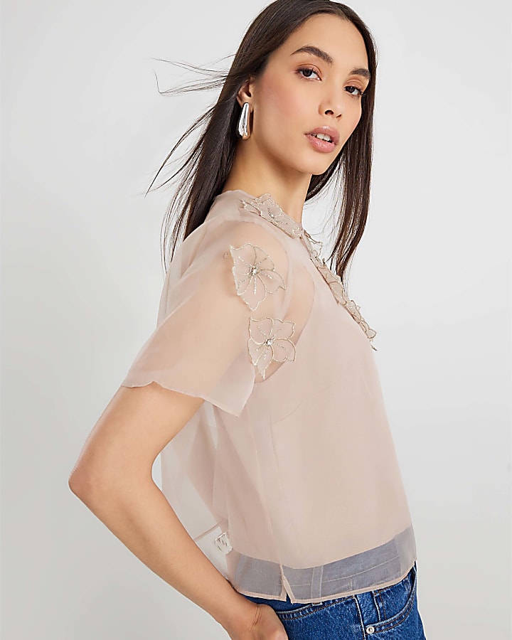 Pink Short Sleeve Embellished Flower Blouse