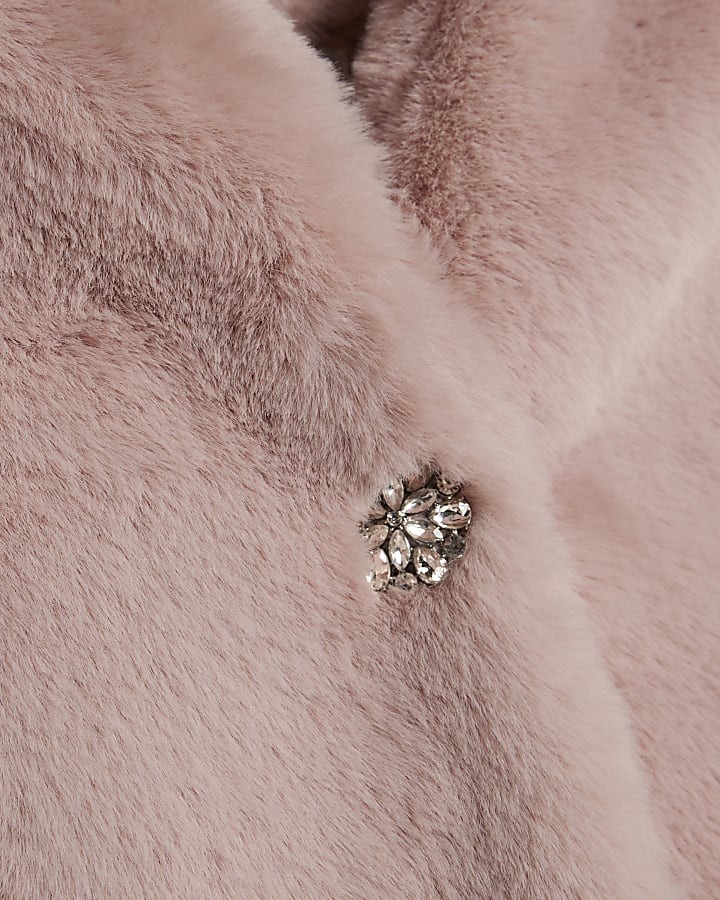 Pink Faux Fur Brooch Cape