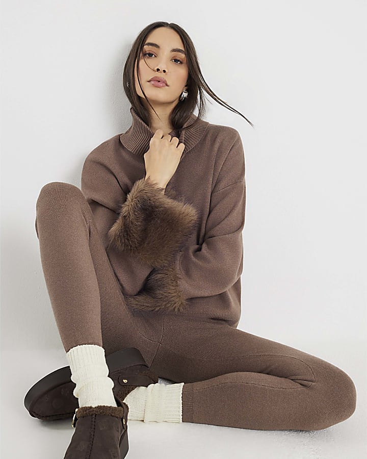 Brown Slim Knitted Jogger Trousers
