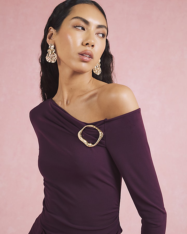 Red Long Sleeve Gold Trim Drape Top