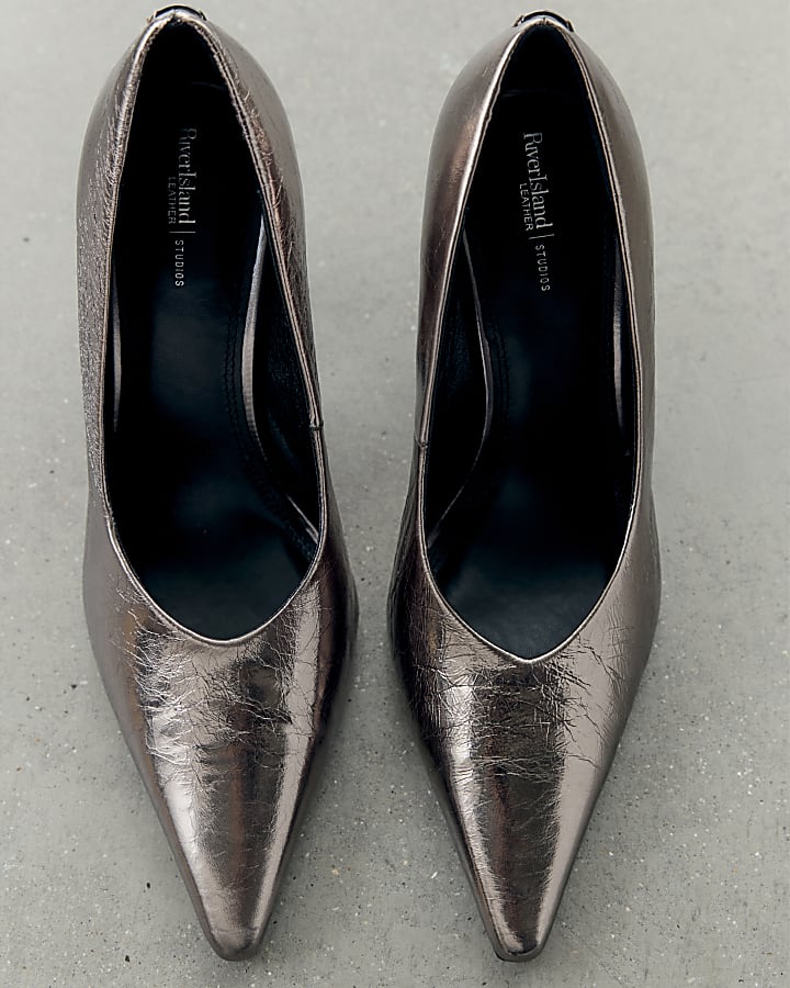RI Studio Silver Leather Heeled Courts