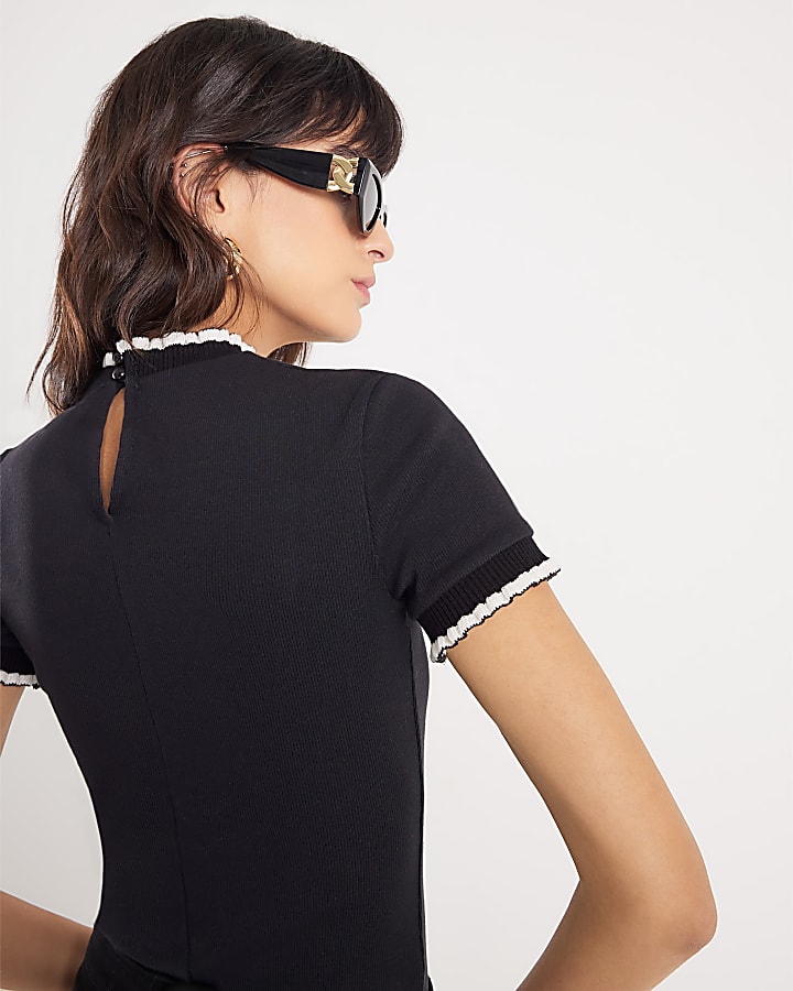 Black Short Sleeve Frill Trim Fitted Top