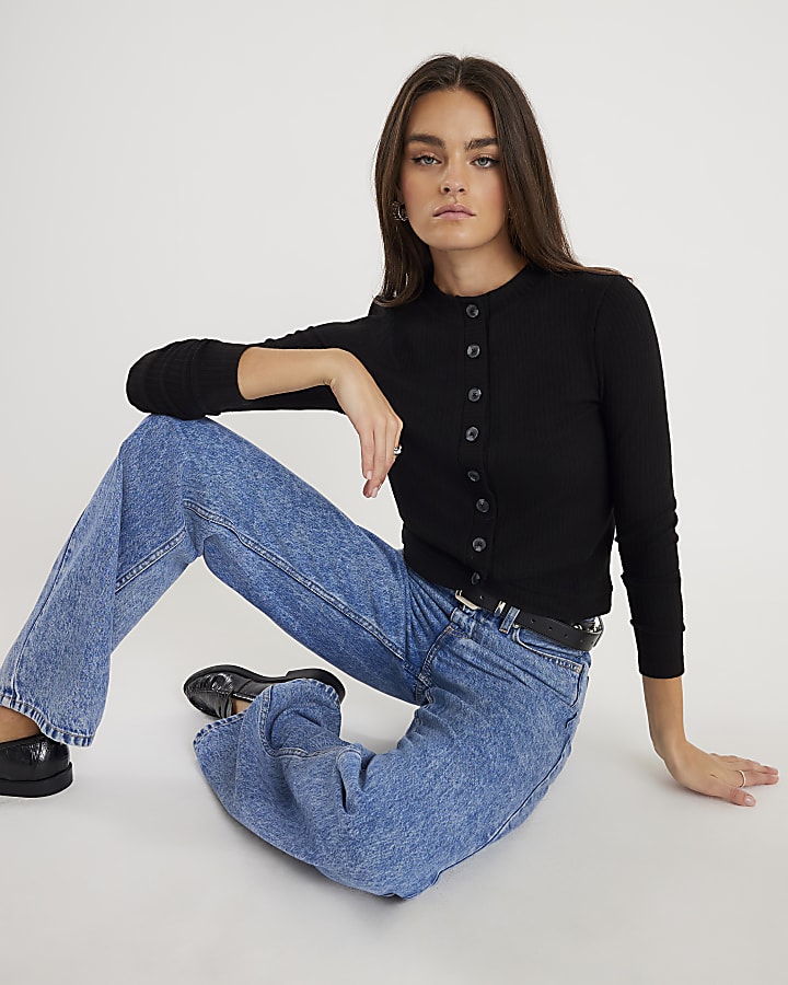 Black Long Sleeve Curved Hem Top