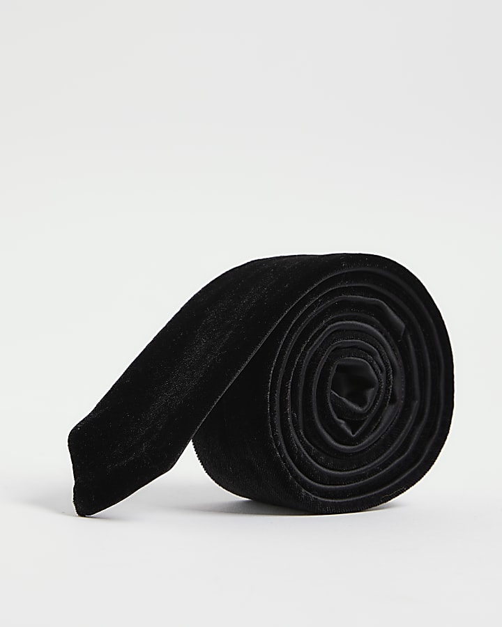 Black Velvet Tie