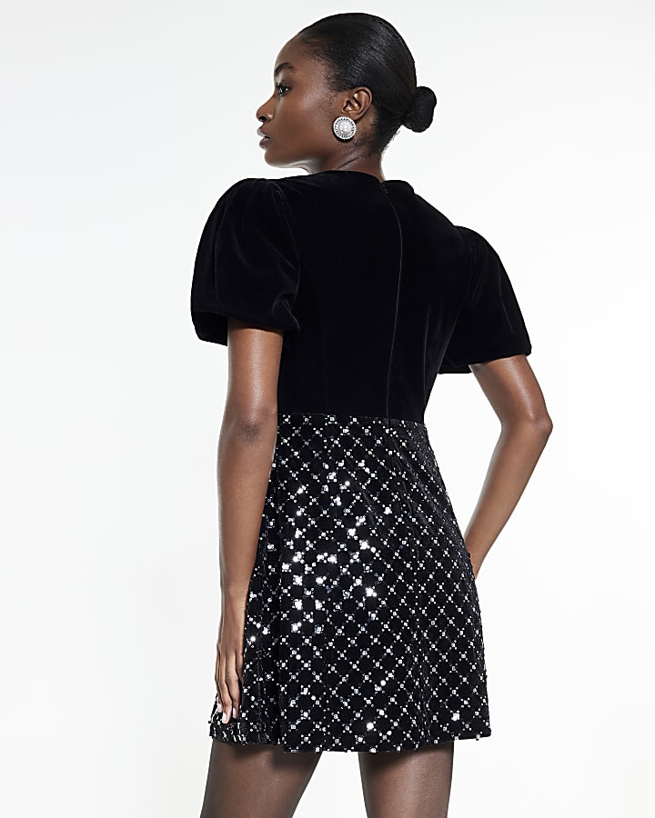 Black Short Sleeve Bow Detail Mini Dress